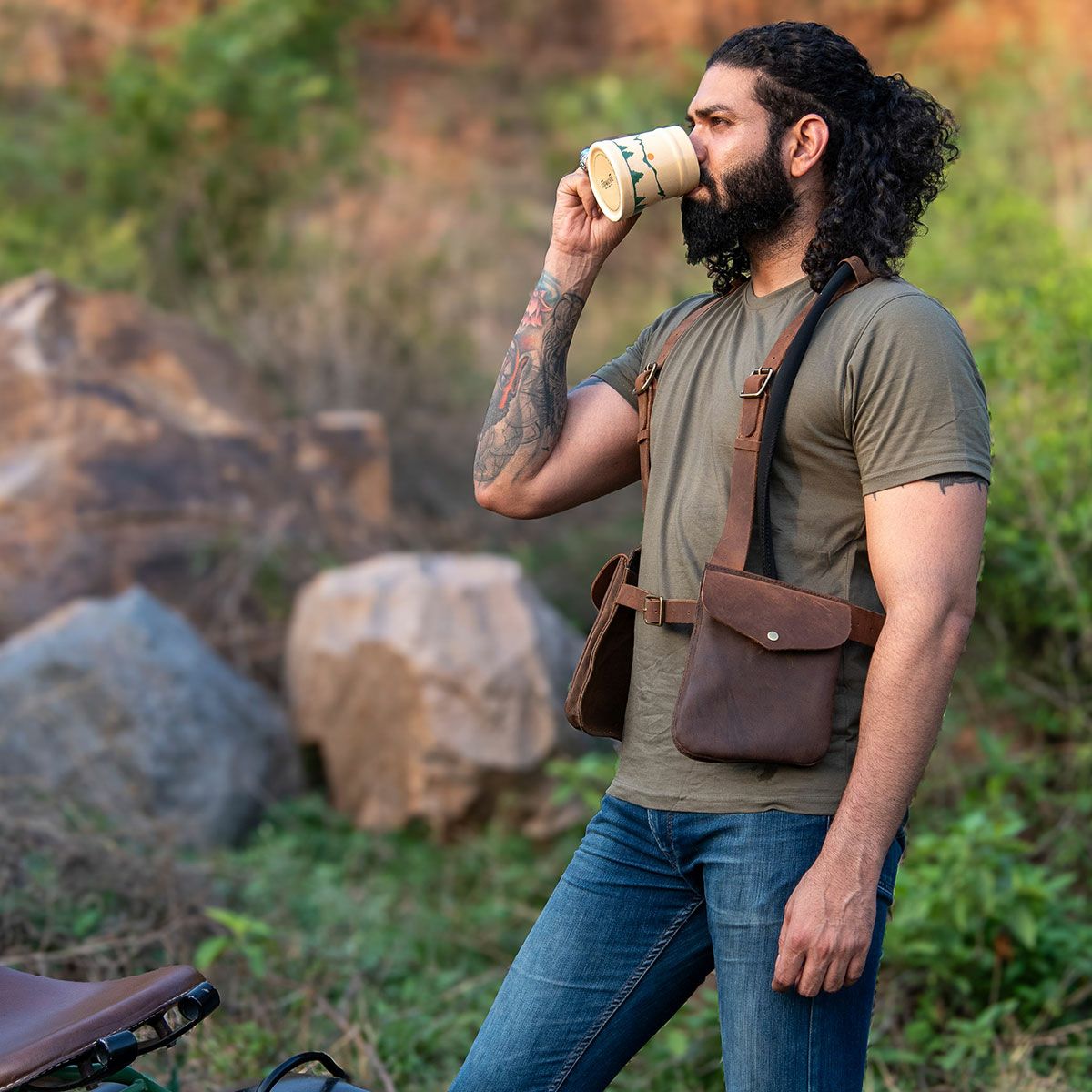 Trip Machine｜サースト エイド キット オールレザー｜その他雑貨｜モカ｜モデル着用