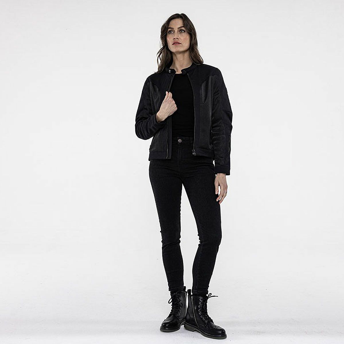 John Doe｜エアロ メッシュ ジャケット ウーマン｜ブラック｜モデル着用