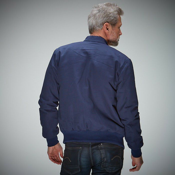 GULF｜ガルフ ディレニー ブルゾン｜アウター｜ネイビー｜モデル着用