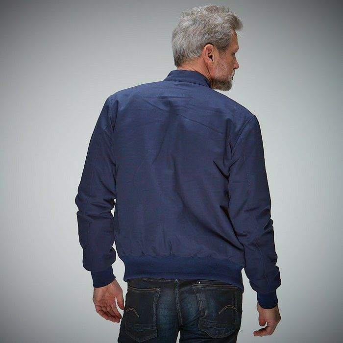 GULF｜ガルフ ディレニー ブルゾン｜アウター｜ネイビー｜モデル着用