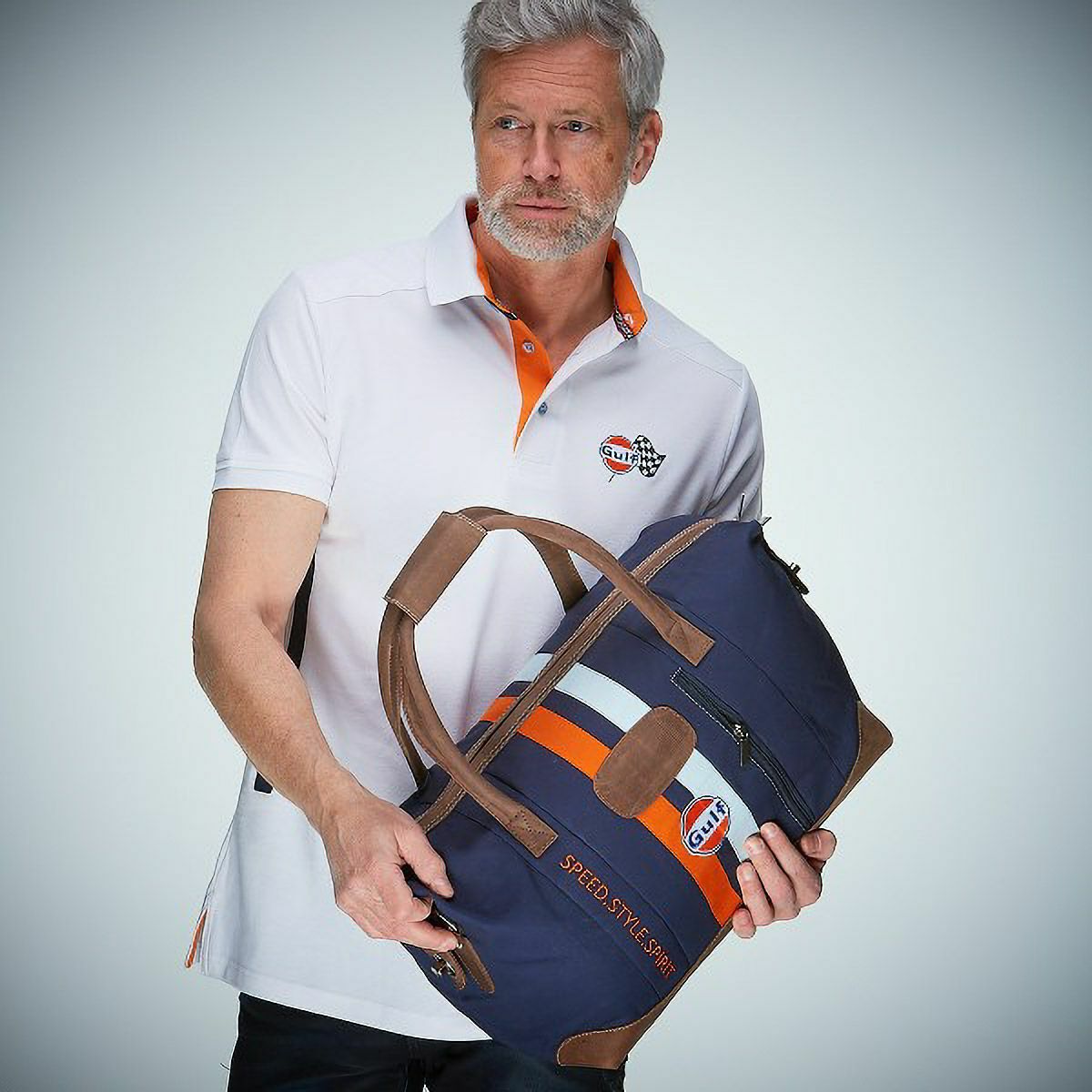 GULF｜ガルフ キャンバス トラベルバッグ ミディアム｜ボストンバッグ｜ネイビー｜使用イメージ