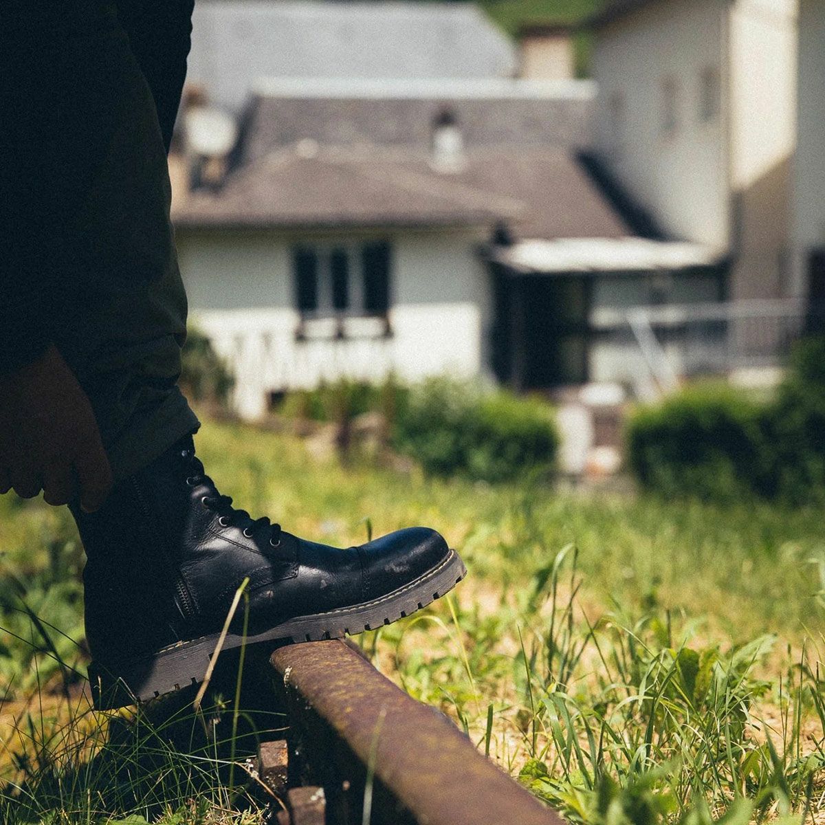 Trip Machine｜ブーツ ブルート｜シューズ｜ブラック｜モデル着用