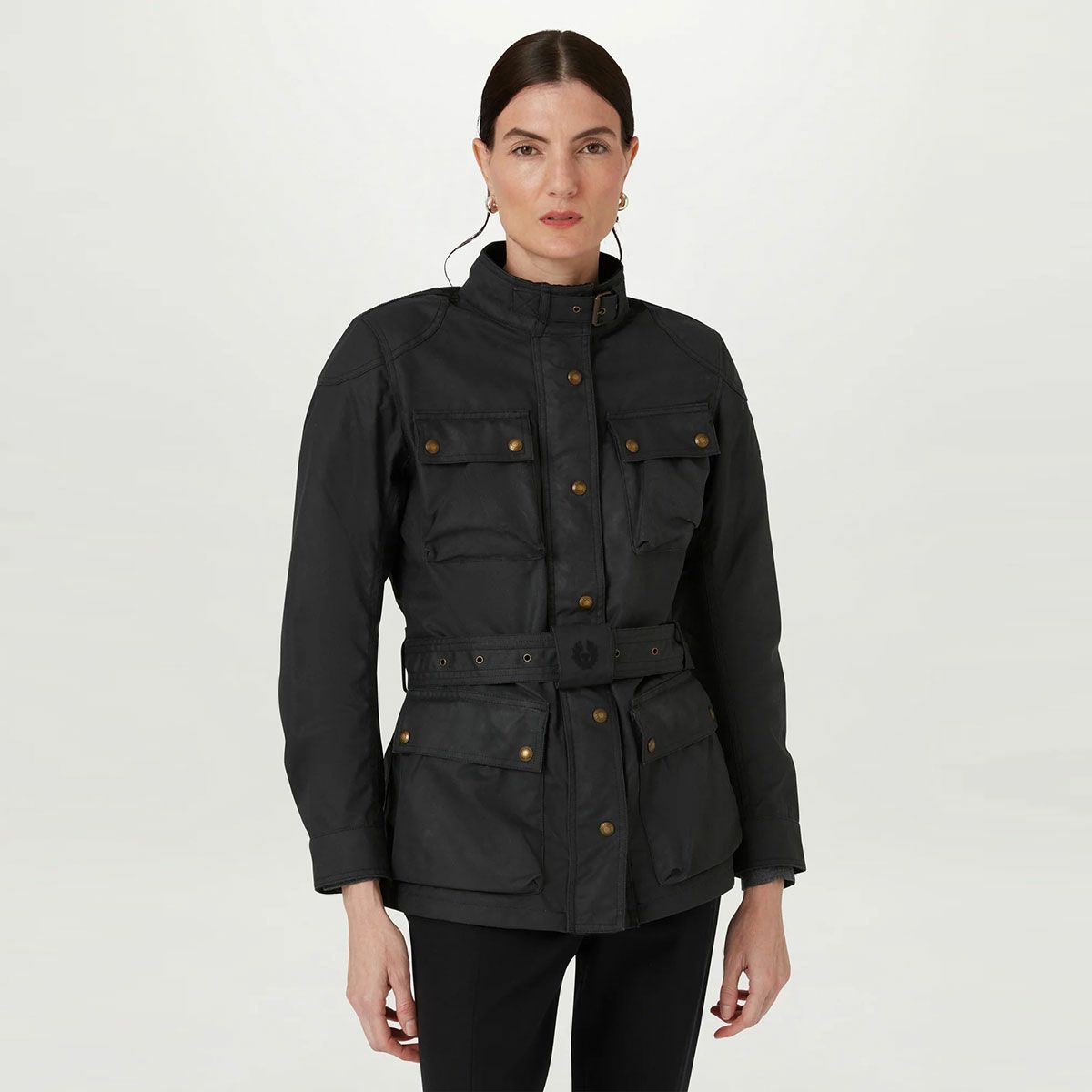 BELSTAFF｜トライアルマスター モーターサイクル ジャケット ウーマン｜ファブリック｜ブラック｜モデル着用