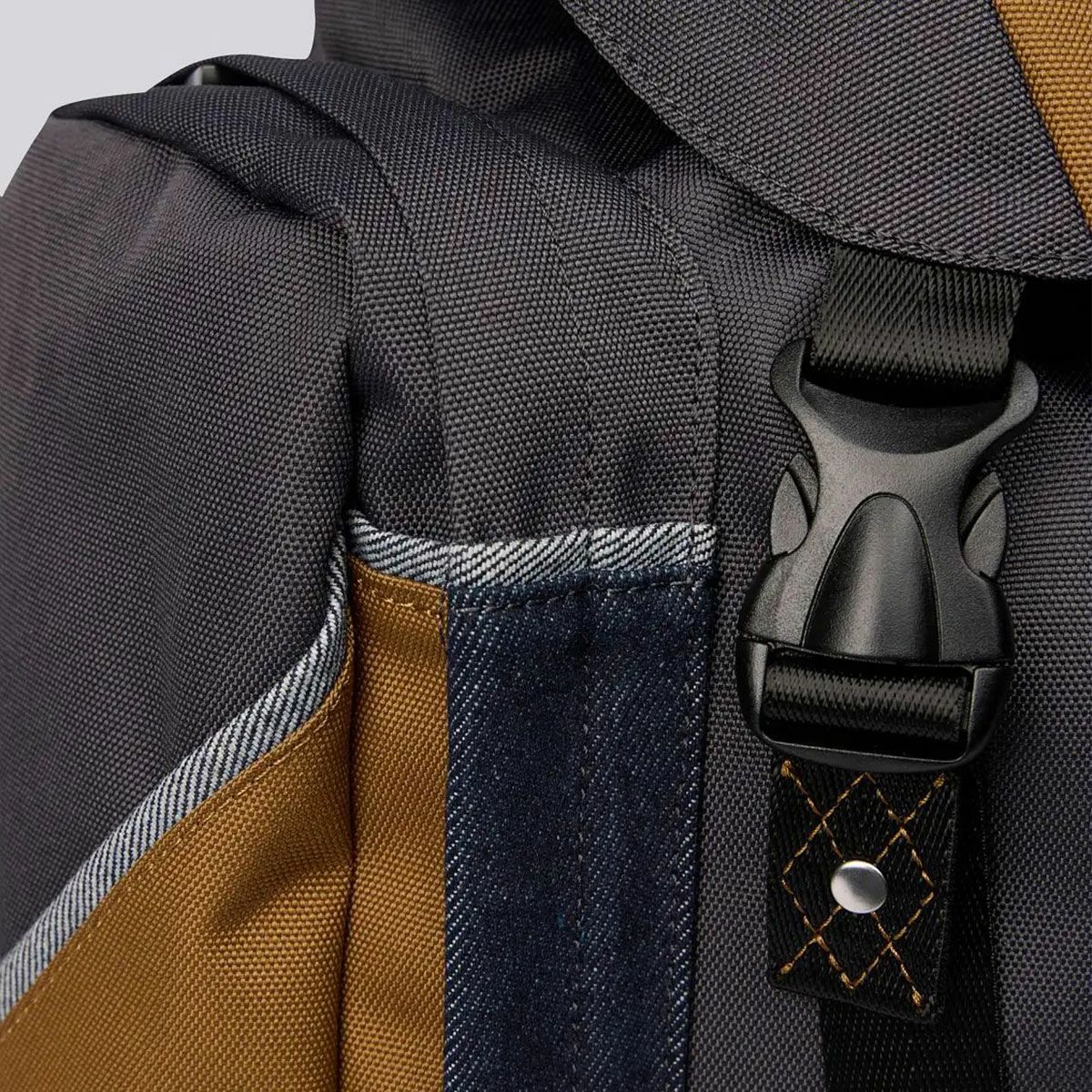 Replay｜ロウデニム バックパック｜バッグ｜バターナット×ナイトデニム×グラン