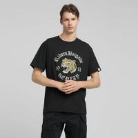 Replay｜タイガー プリント Tシャツ｜トップス｜ブラック｜モデル着用