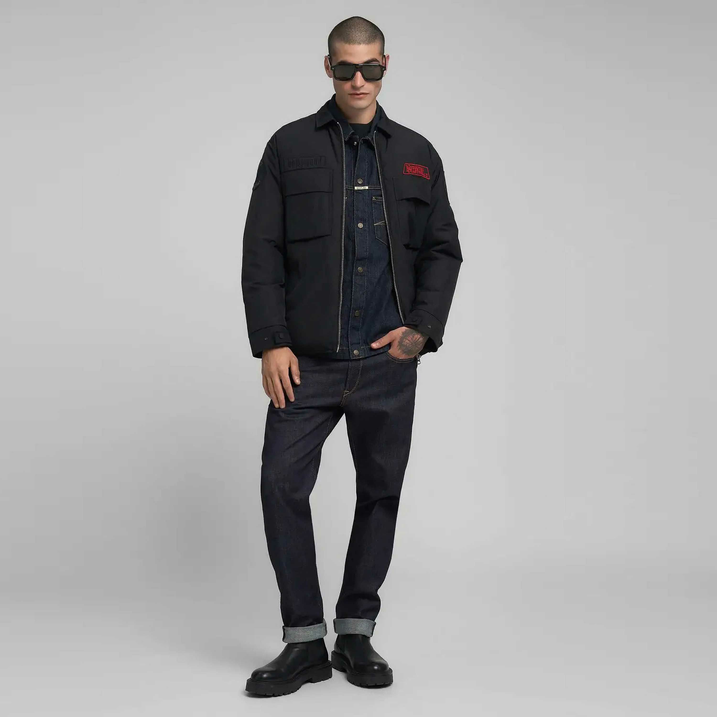 REPLAY｜パッチ ライダージャケット｜アウター｜ブラック｜モデル着用