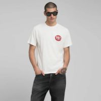 Replay｜チェスト プリント ジャージー Tシャツ｜トップス｜ナチュラルホワイト｜モデル着用