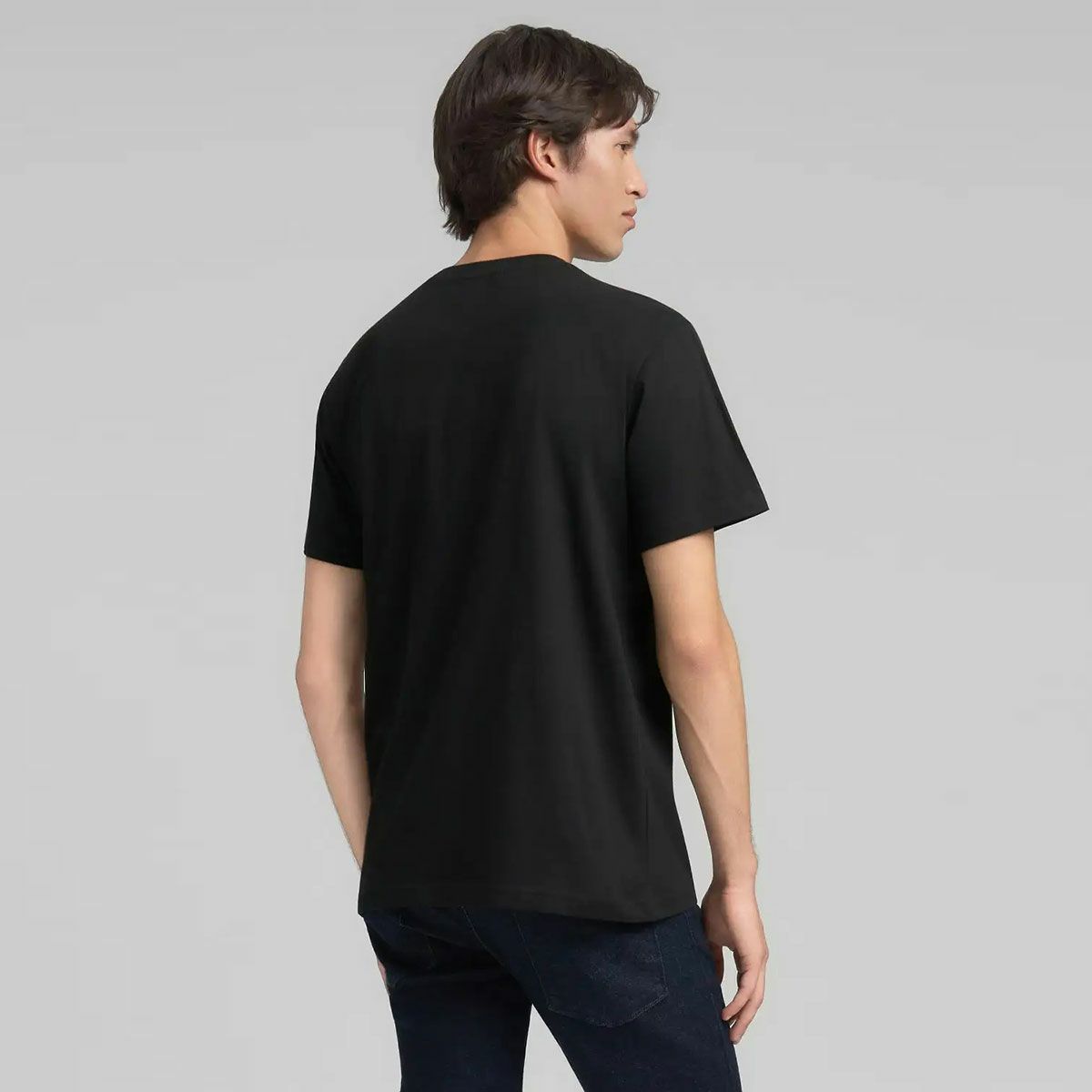 Replay｜チェスト プリント ジャージー Tシャツ｜トップス｜ブラック｜モデル着用