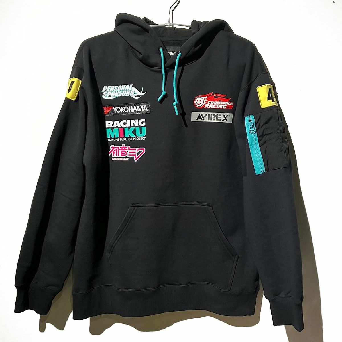 GOODSMILE RACING｜2024チームスタッフウェア レプリカ プルオーバーパーカー｜フーディ