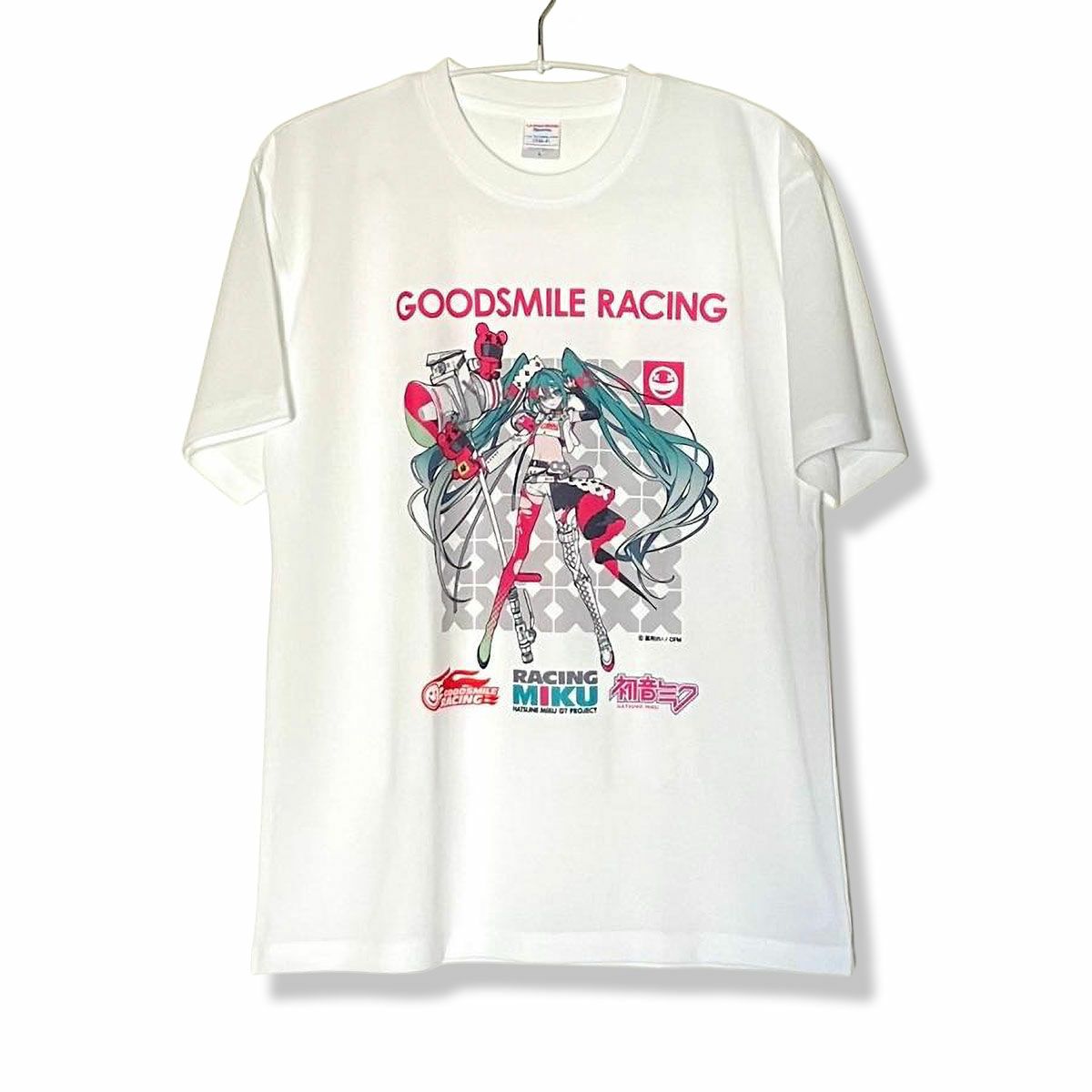 GOODSMILE RACING｜サーキットTシャツ レーシングミク 2025Ver. キービジュアル｜ウェア