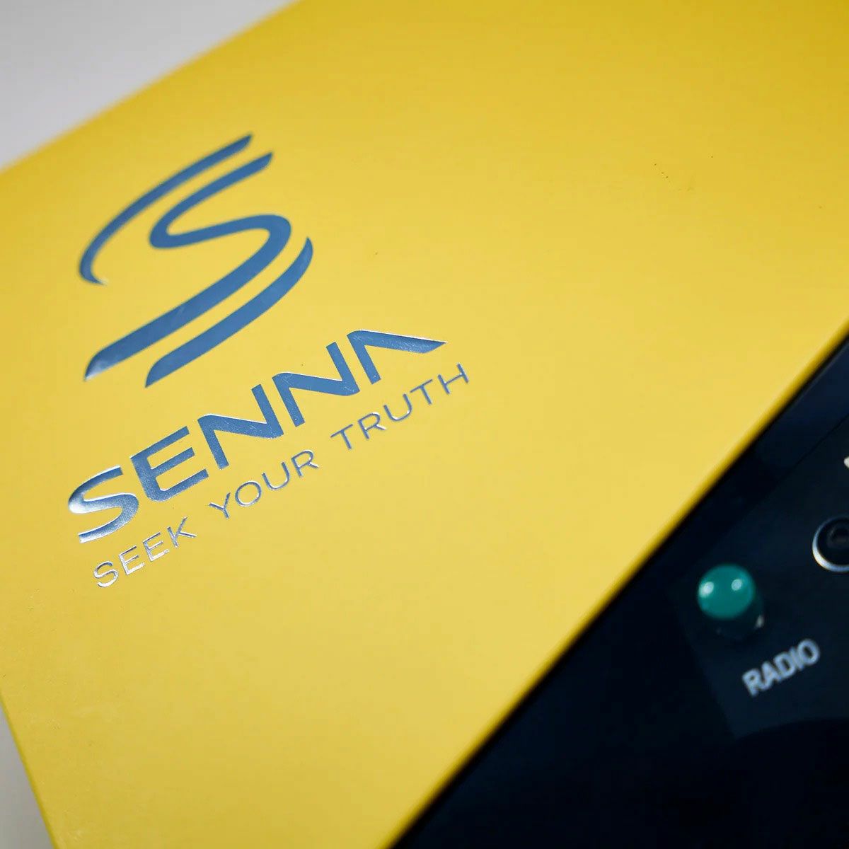 AyrtonSenna｜アイルトン・セナ MP4/4 レプリカ ステアリングホイール｜雑貨