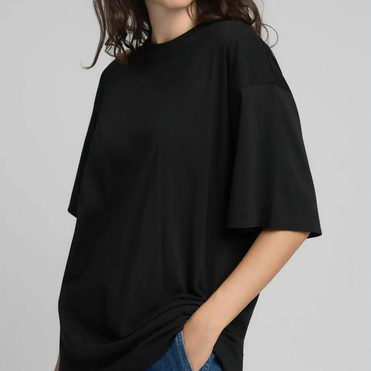 REPLAY｜ウエスタン プリント ボーイフィット Tシャツ｜トップス｜ブラック｜モデル着用