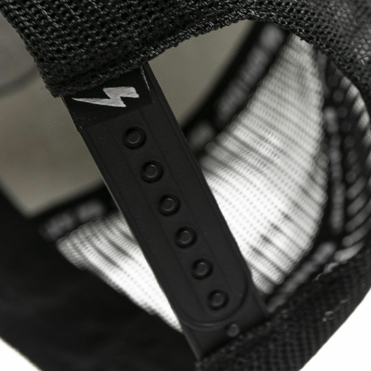 John Doe｜JDM 0/1 レッド キャップ｜帽子｜ホワイト×レッド