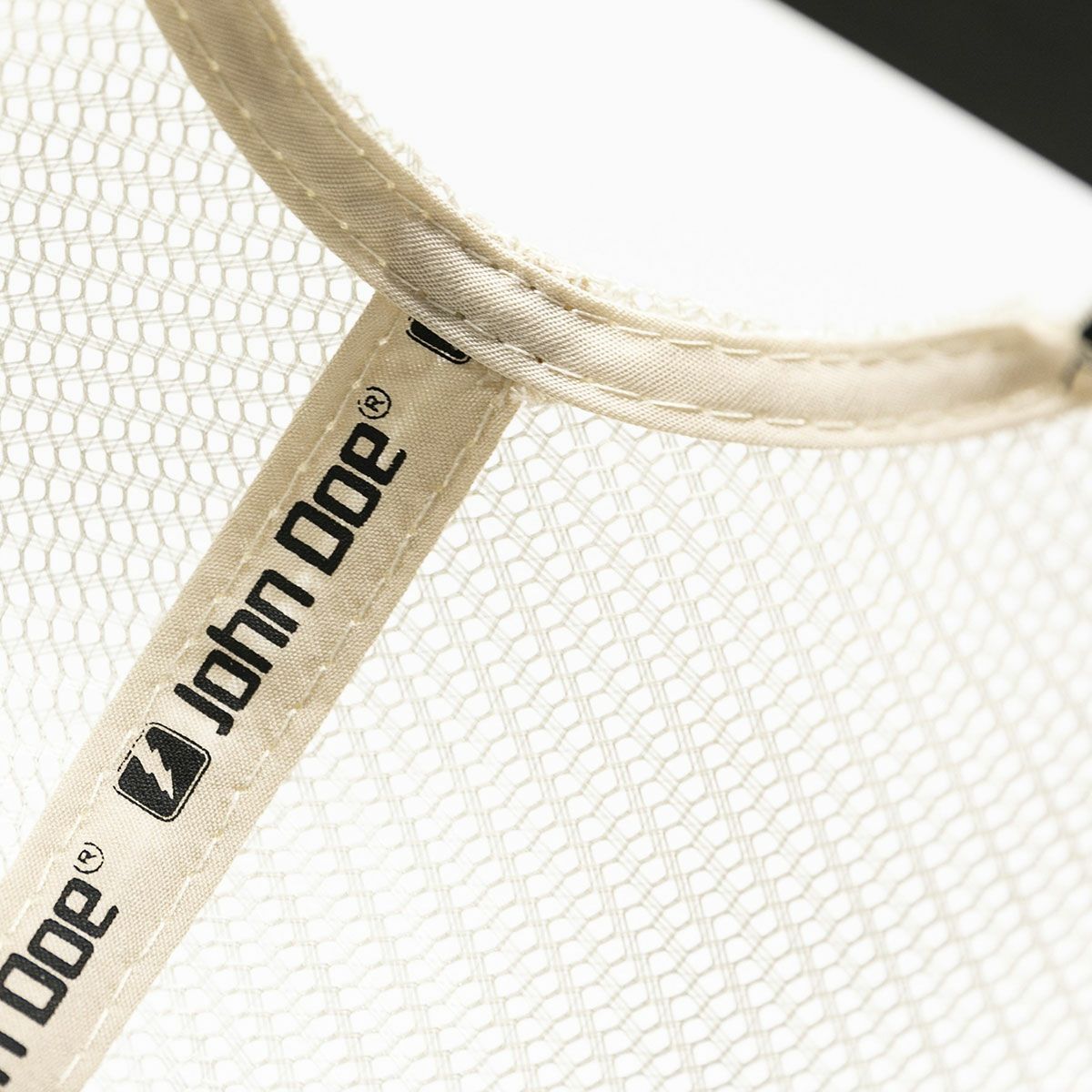 John Doe｜トラッカーハット ブラック/ホワイト｜帽子｜ブラック×ホワイト