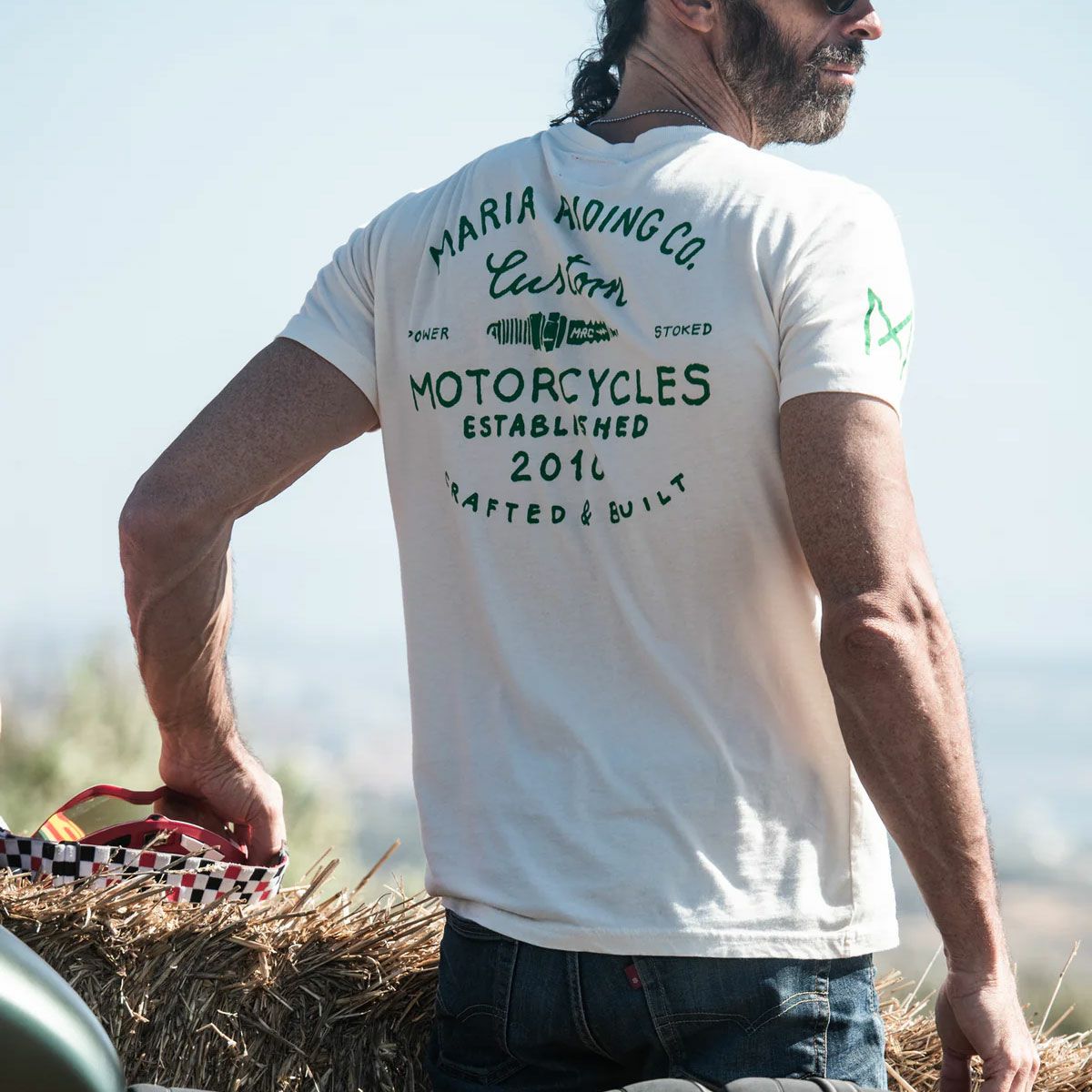 Maria Riding Company｜ハンドクラフト Tシャツ｜トップス｜ホワイト｜モデル着用