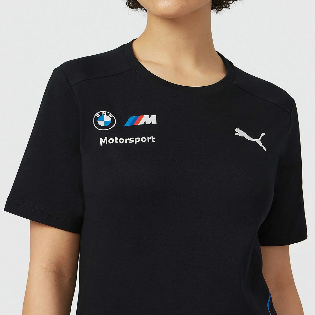 BMW PUMA｜BMW RP メンズ Tシャツ｜ウェア｜ダークグレー｜モデル着用