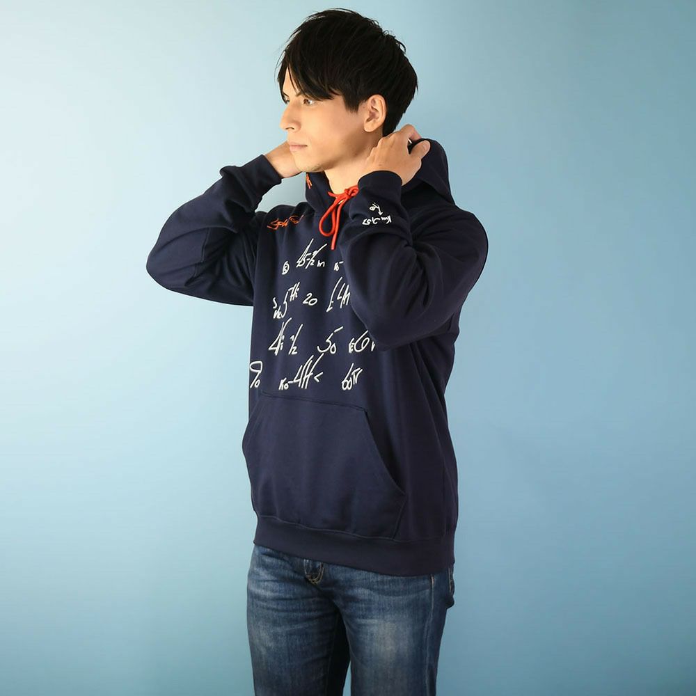 WRC｜ペースノートフーディー｜ウェア｜ネイビー｜モデル着用