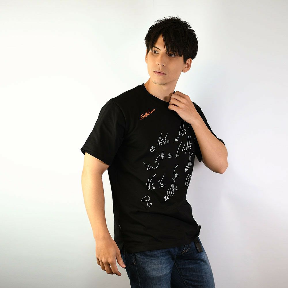 WRC｜ペースノートT｜ウェア｜ブラック｜モデル着用