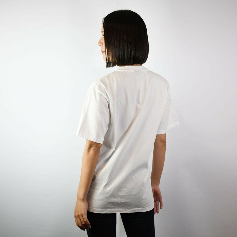 WRC｜”KANBAN”Tシャツ｜ウェア｜ホワイト｜モデル着用