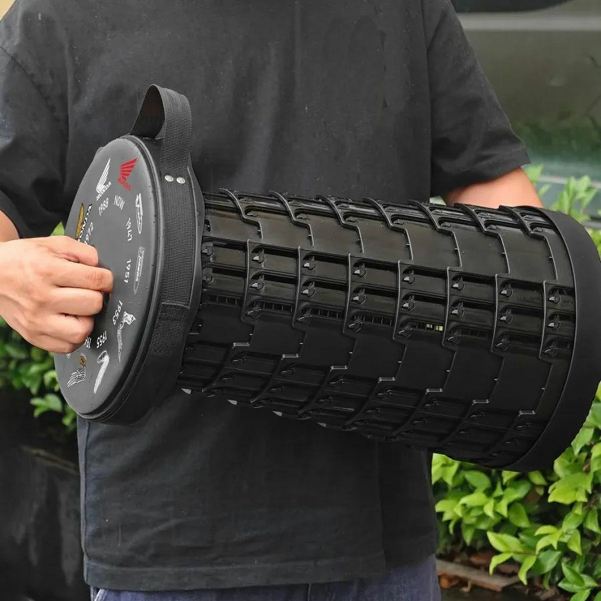 Cassette Car Products｜折り畳み椅子 デザイン ホンダウイングヒストリー イス スツール｜雑貨｜使用イメージ