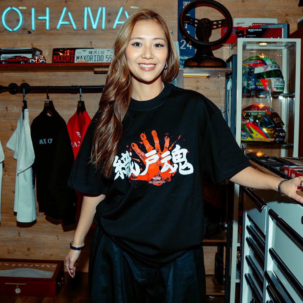 MAX ORIDO｜MAX ORIDO 織戸魂 T-Shirt｜ウェア｜モデル着用